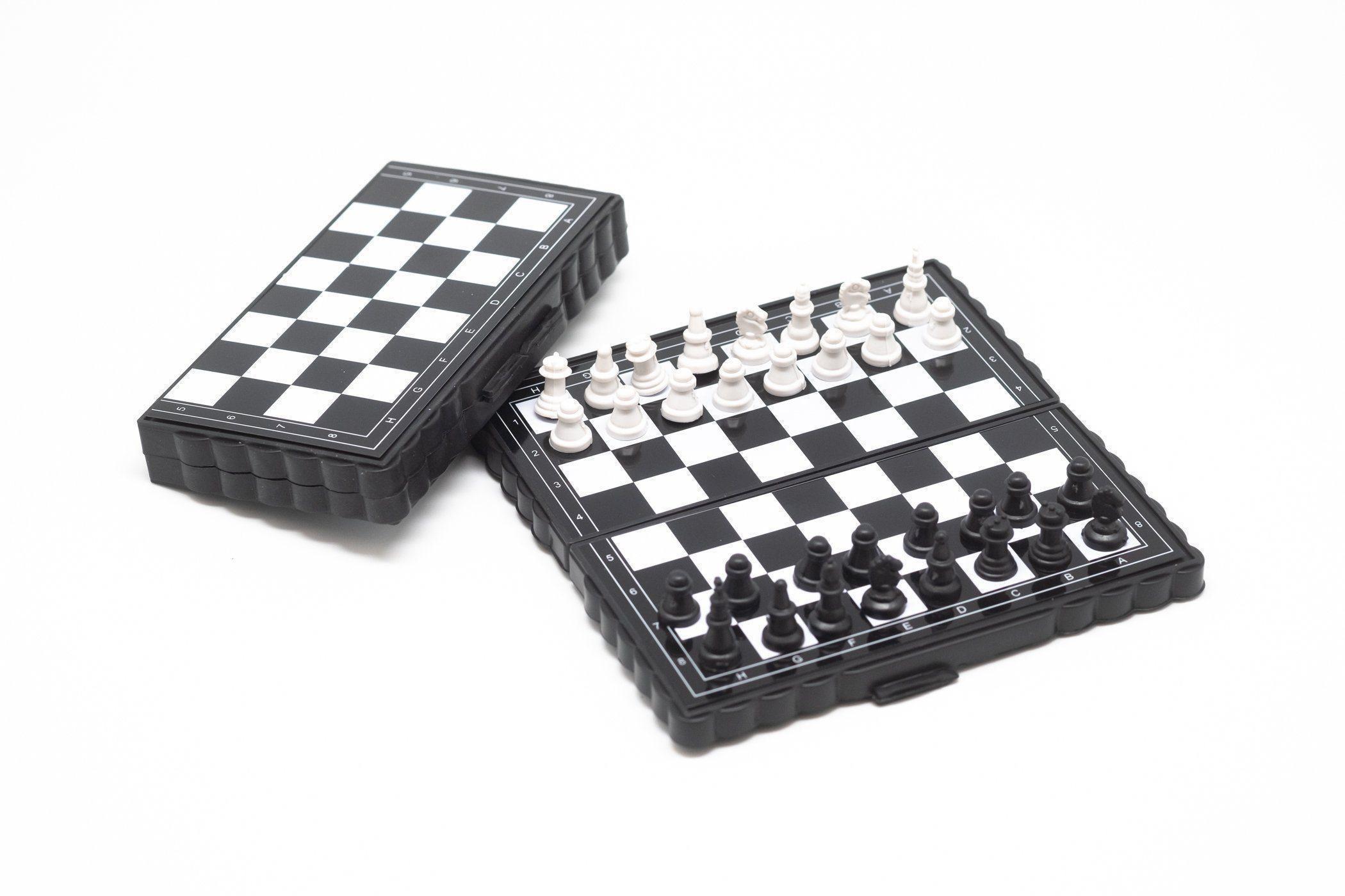 Magnetic Chess Set Games and Toys One Dollar Only